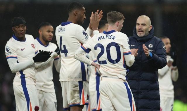 枪手啃不动的，蓝军也不行！利物浦躺赢圣诞冠军