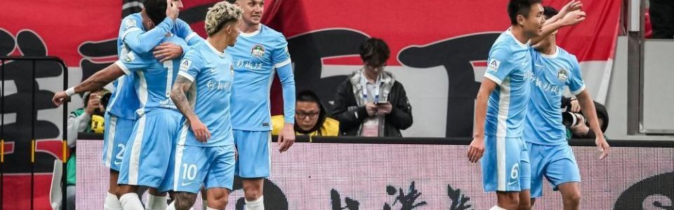 开云体育官网-中超巨大失误！姆布拉轰处子球，张宸梁送礼，河南3战玉昆均破门