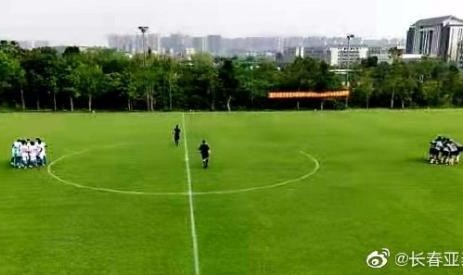 kaiyun-【热身】程长城2球谭龙王鹏破门 亚泰4比1沧州雄狮